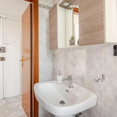 Apartamento Free Parking, Near The Station