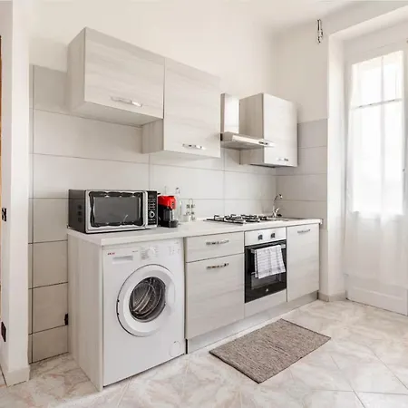 Free Parking, Near The Station Appartement La Spezia